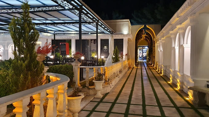 رستوران اسپاخو از مدرن ترین رستوران های کرمان