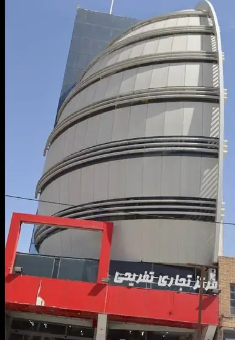 محبوب ترین مرکز خرید کرمان مجتمع صالح المهدی کرمان