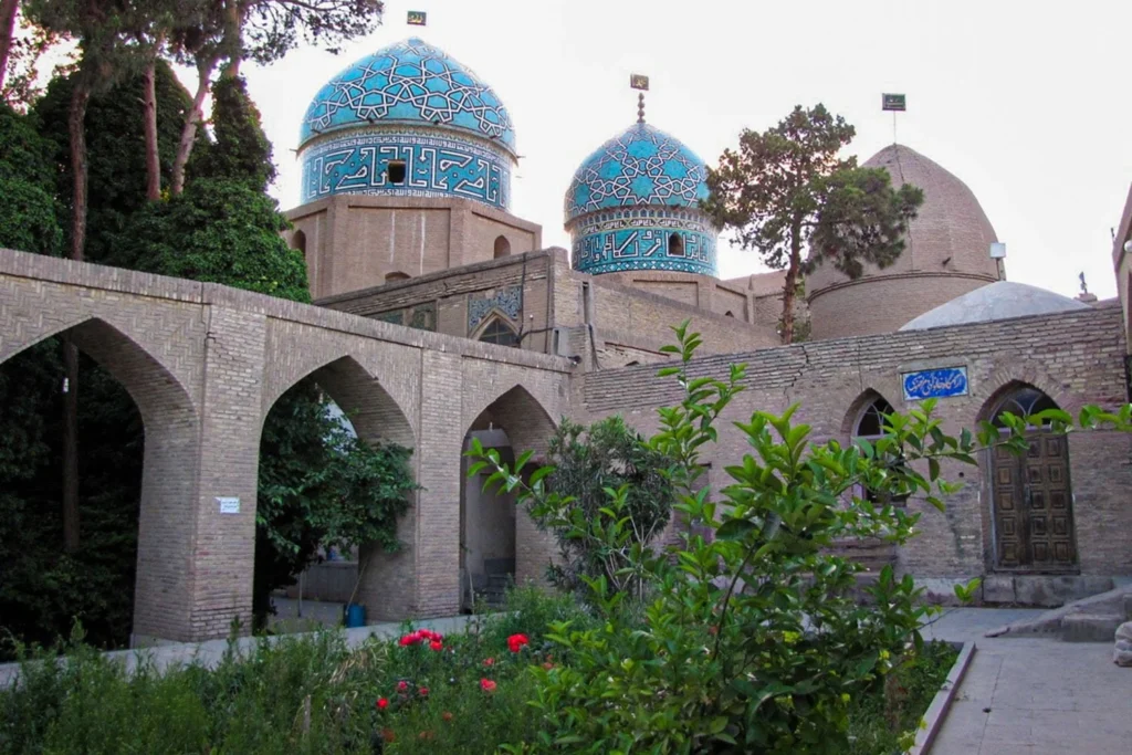 آرامگاه مشتاقیه کرمان