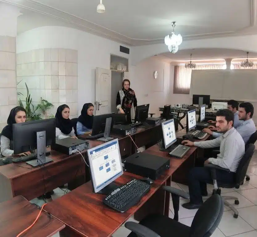 آموزشگاه فنی و حرفه ای گراد - از بهترین اموزشگاه حسابداری در کرمان - در کرمان کجاست