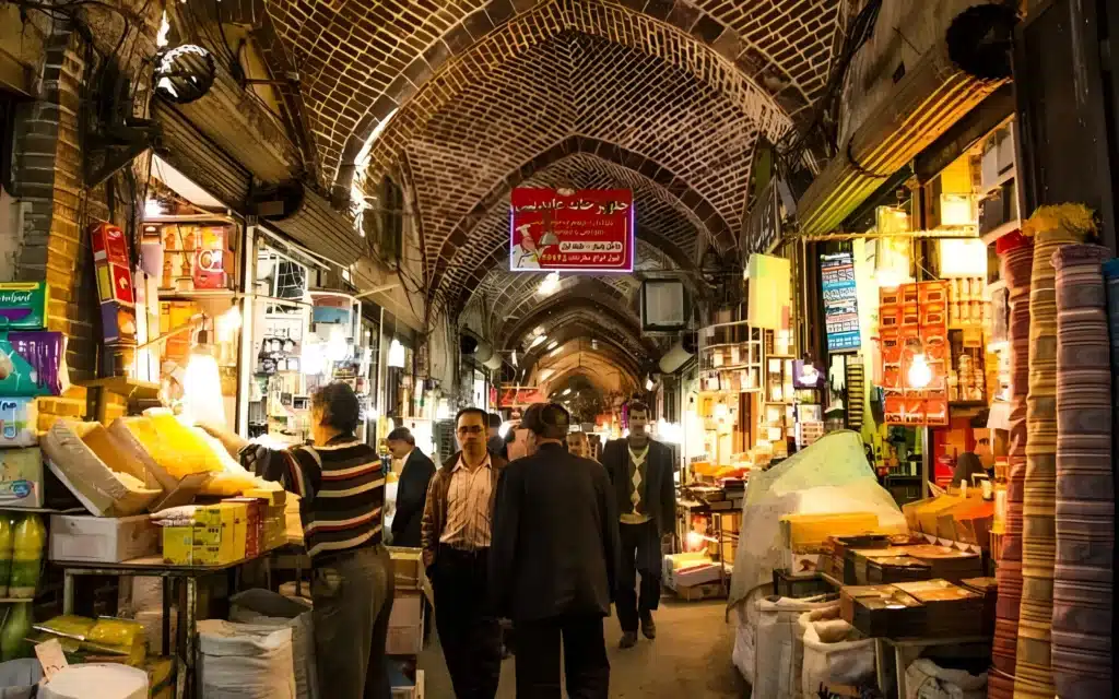راهنمای پیشنهادی برای بازدید از بازار بزرگ کرمان