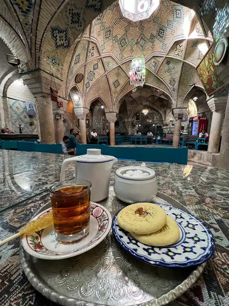 رستوران سنتی وکیل در بازار بزرگ کرمان